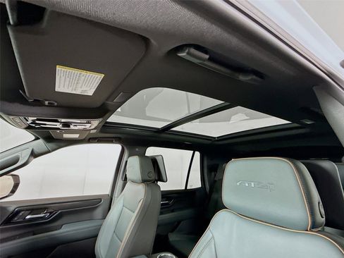New 2026 GMC Yukon AT4 w/ AT4 Premium Plus Package AWD/4WD image 17