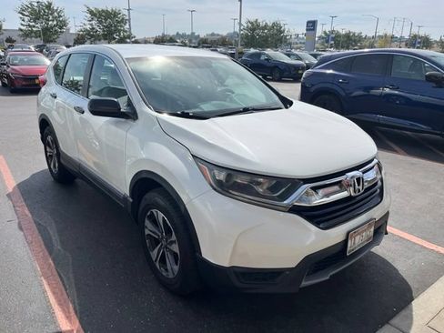 Used 2017 Honda CR-V LX image 4