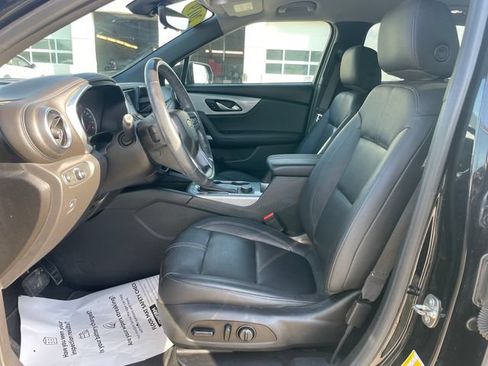 Used 2019 Chevrolet Blazer LT w/ Sound & Technology Package FWD image 19