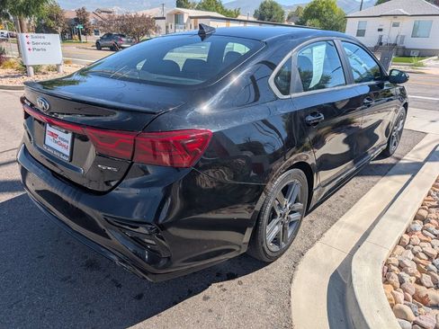 Used 2021 Kia Forte GT-Line w/ GT-Line Premium Package FWD image 5
