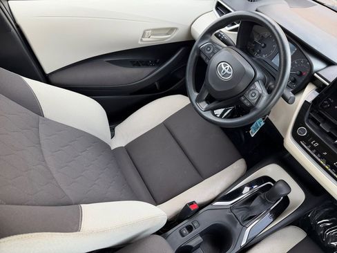 Used 2023 Toyota Corolla LE image 15
