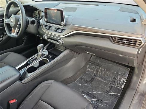Used 2023 Nissan Altima 2.5 SV image 20