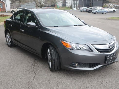 Used 2013 Acura ILX w/ Premium Package image 9