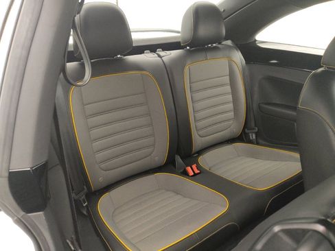 Used 2017 Volkswagen Beetle 1.8T Dune image 19