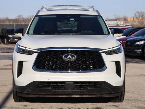 Used 2023 INFINITI QX60 Sensory w/ Vision Package image 2