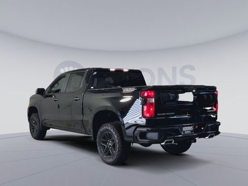 New 2026 Chevrolet Silverado 1500 Custom Trail Boss AWD/4WD image 11