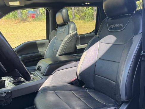 Used 2018 Ford F150 Raptor w/ Equipment Group 802A Luxury AWD/4WD image 12