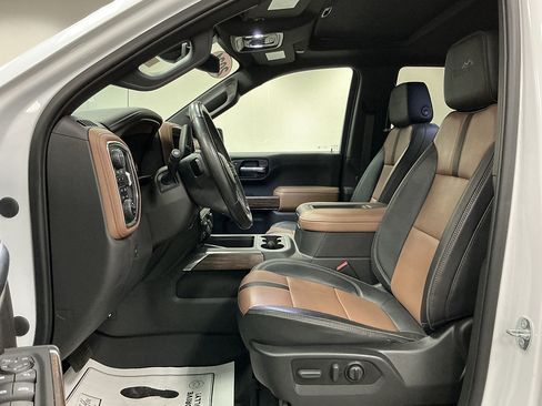 Used 2021 Chevrolet Silverado 1500 High Country w/ Safety Package II AWD/4WD image 8