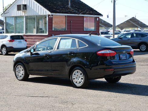 Used 2017 Ford Fiesta S FWD image 4