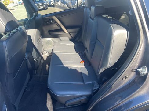 Used 2014 Toyota RAV4 Limited image 30
