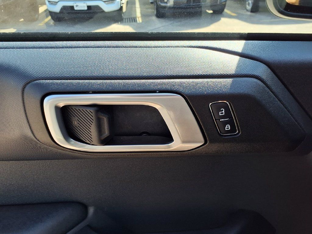 Used 2025 Ford Bronco Big Bend AWD/4WD image 24
