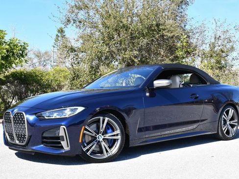Used 2024 BMW M440i Convertible w/ Premium Package image 23