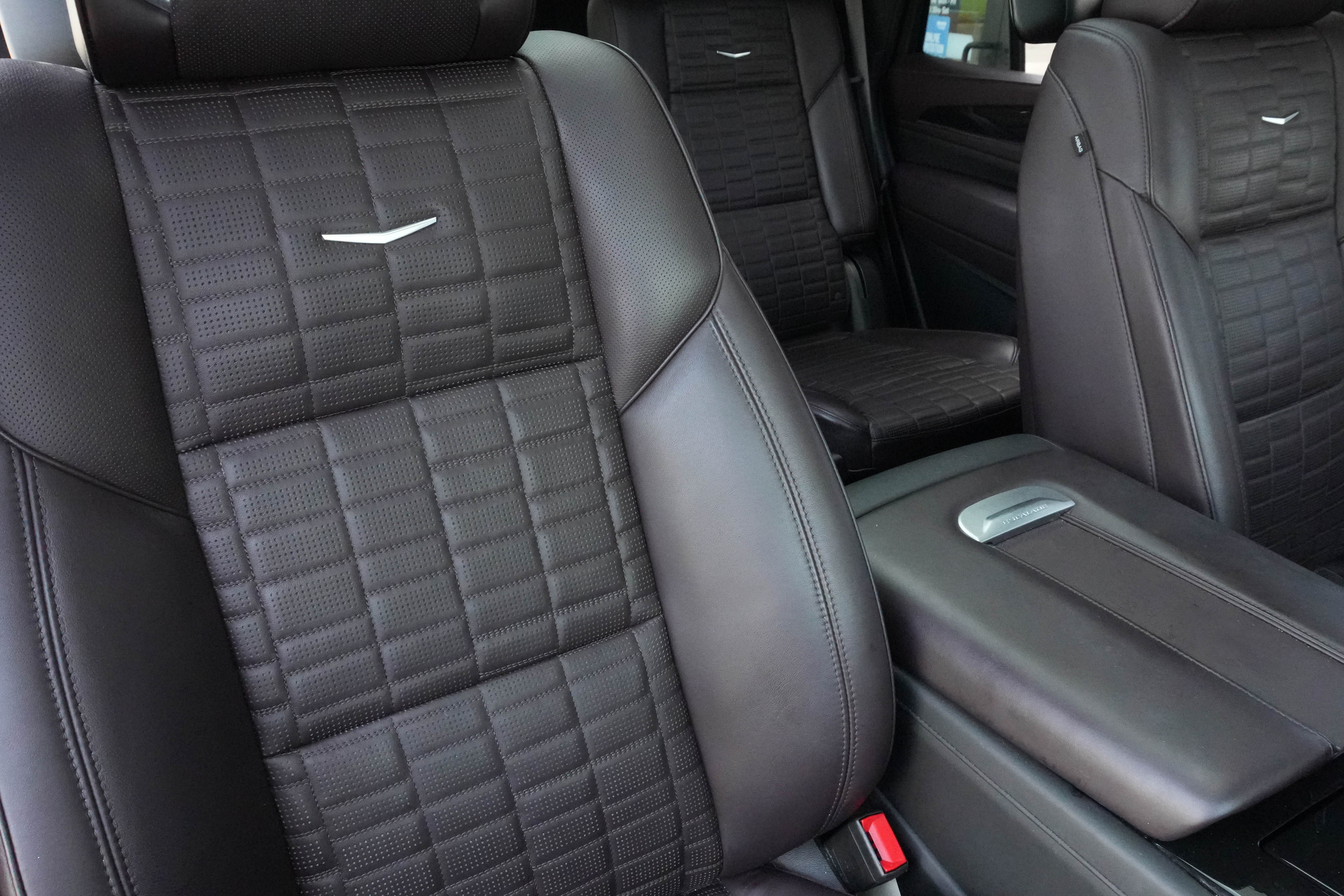 Used 2021 Cadillac Escalade Sport Platinum AWD/4WD image 12