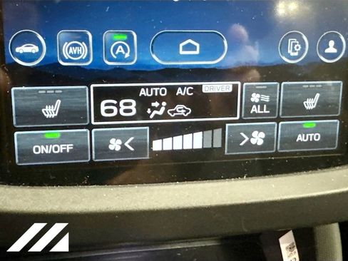 Used 2026 Subaru Forester Premium AWD/4WD image 17