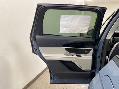 New 2026 Lincoln Nautilus Premier w/ Equipment Group 102A AWD/4WD image 8