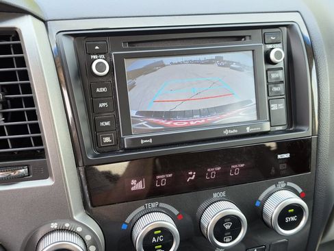 Used 2016 Toyota Sequoia Limited w/ Safety & Convenience Package RWD image 11