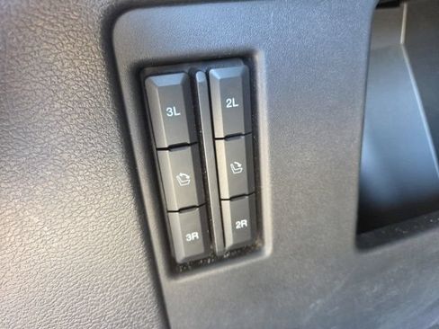 Used 2024 Ford Expedition Limited RWD image 24