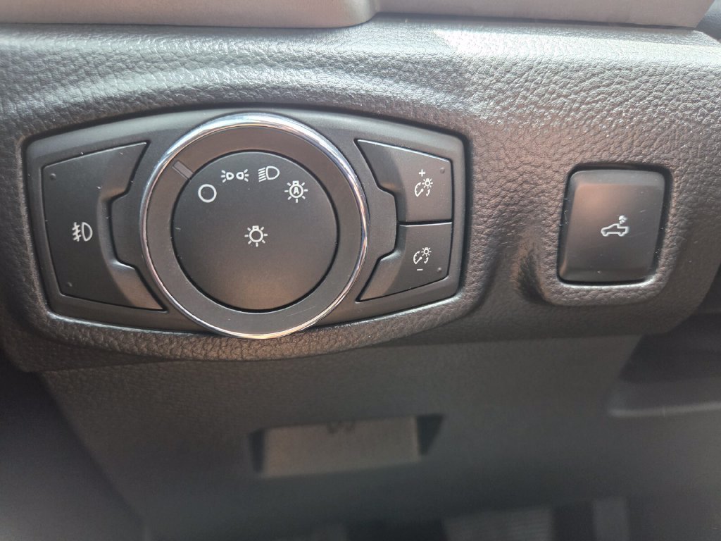 Used 2021 Ford Ranger XLT w/ Equipment Group 301A Mid AWD/4WD image 12