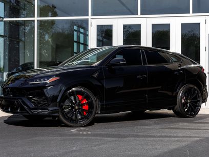 Used 2022 Lamborghini Urus