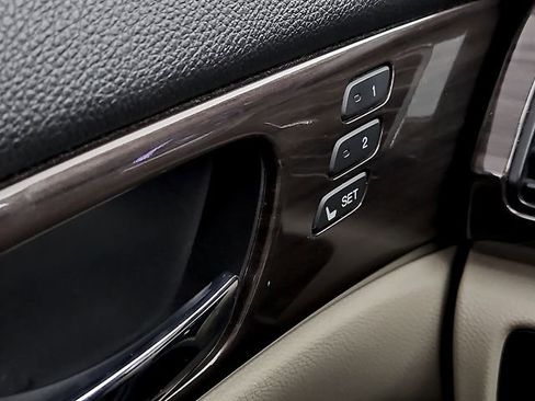 Used 2017 Honda Accord Touring image 26