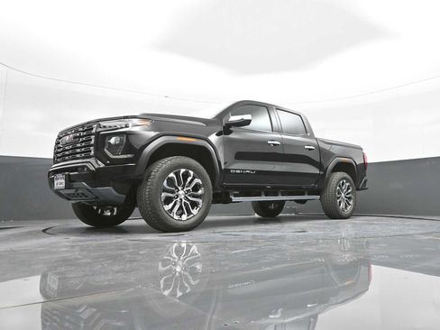 New 2026 GMC Canyon Denali image 72