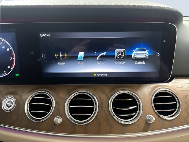 Certified 2020 Mercedes-Benz E 350 4MATIC Sedan image 22