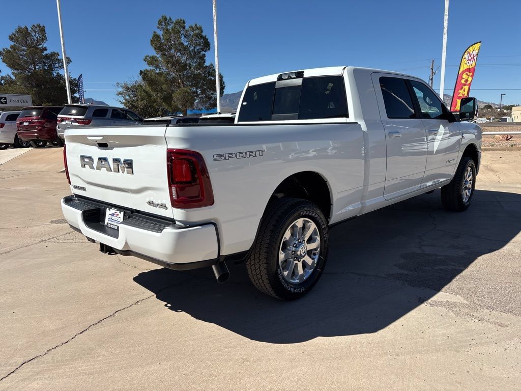 New 2026 RAM 2500 Laramie w/ Sport Appearance Package AWD/4WD image 5
