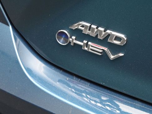 Certified 2025 Toyota Camry LE image 21