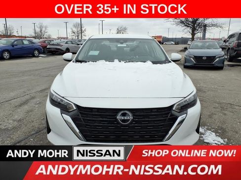 New 2025 Nissan Sentra SV image 3