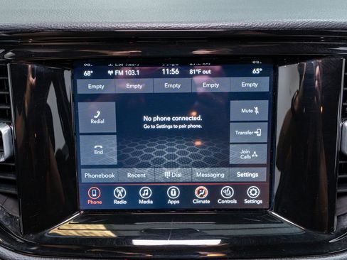 Used 2023 Dodge Durango SXT image 16