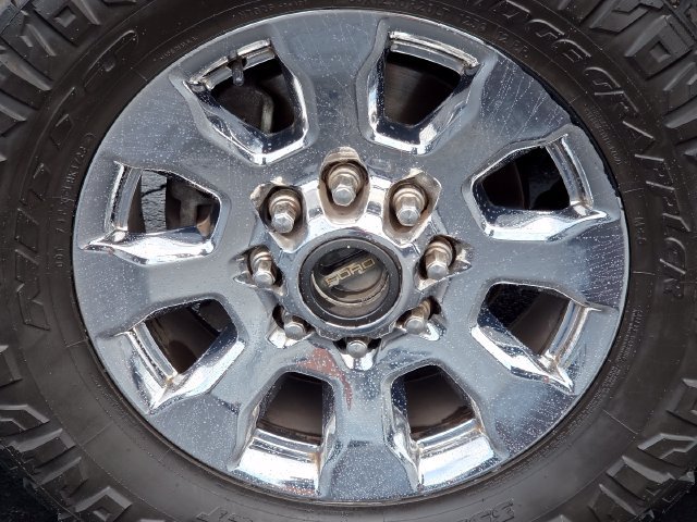 Used 2019 Ford F250 Lariat w/ Chrome Package AWD/4WD image 9