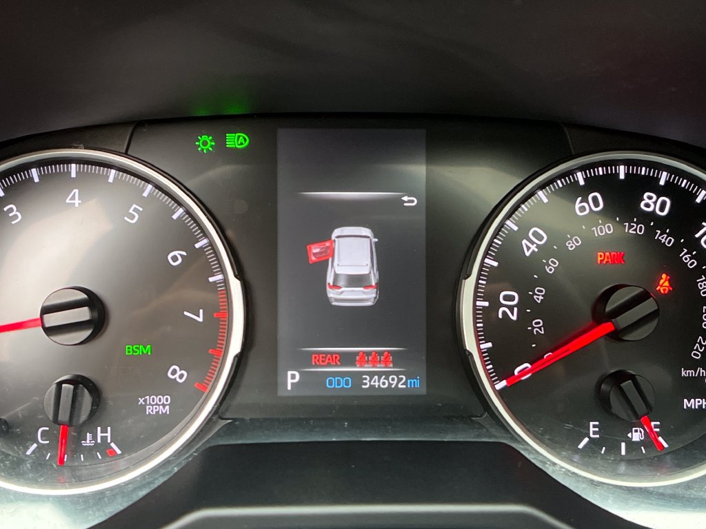 Certified 2022 Toyota RAV4 XLE w/ Convenience Package AWD/4WD image 15