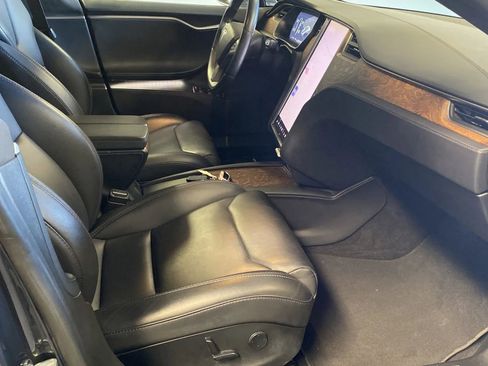 Used 2018 Tesla Model S 75D image 6