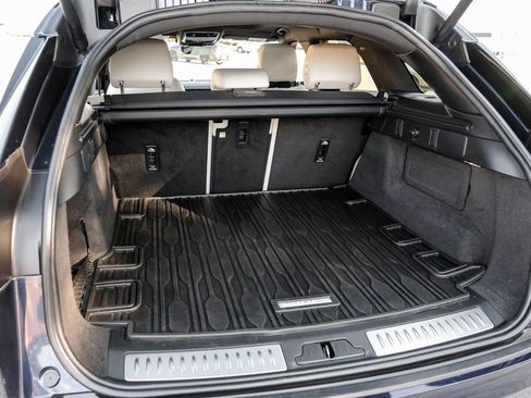 Used 2021 Land Rover Range Rover Velar R-Dynamic S image 60