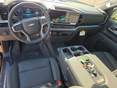 New 2026 Chevrolet Silverado 1500 LT w/ All Star Edition Plus image 14