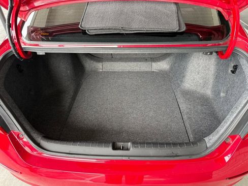 Used 2018 Honda Accord Sport image 34