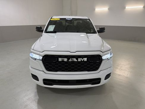 Used 2025 RAM 1500 Big Horn AWD/4WD image 3