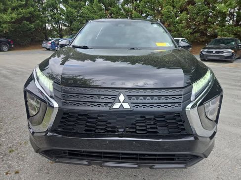 Used 2024 Mitsubishi Eclipse Cross LE AWD/4WD image 3