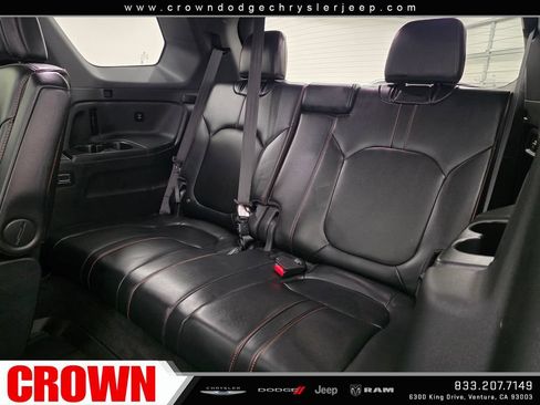 Used 2025 Honda Pilot TrailSport image 16