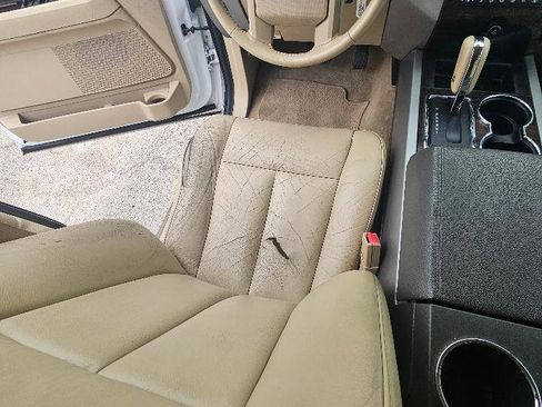 Used 2011 Ford Expedition XLT w/ 201A Rapid Spec Order Code RWD image 13