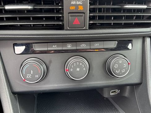 Used 2019 Volkswagen Jetta S w/ Driver Assistance Package FWD image 21