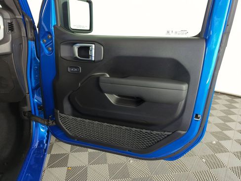 New 2026 Jeep Gladiator Sport image 31