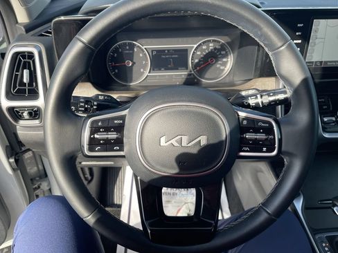 Used 2023 Kia Sorento X-Line EX AWD/4WD image 18