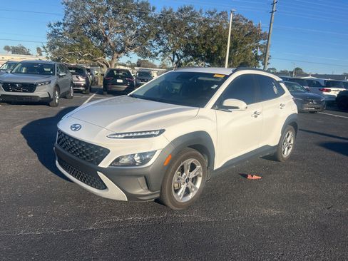 Used 2022 Hyundai Kona SEL w/ Cargo Package image 3
