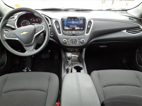 Used 2022 Chevrolet Malibu LT image 10