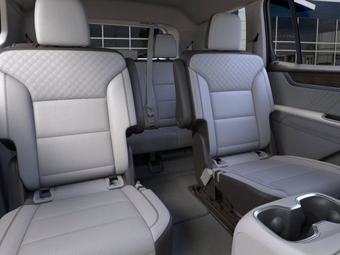 New 2026 GMC Acadia Denali image 41