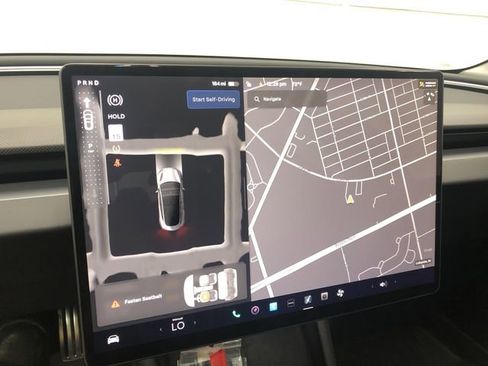 Used 2024 Tesla Model 3 Performance image 17