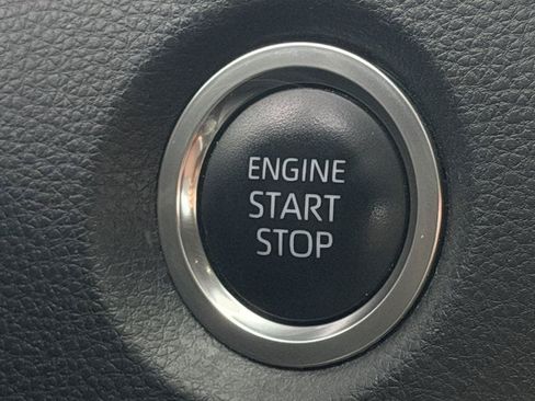 Used 2024 Toyota Corolla SE FWD image 19