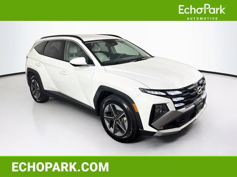 Used 2025 Hyundai Tucson SEL FWD image 1