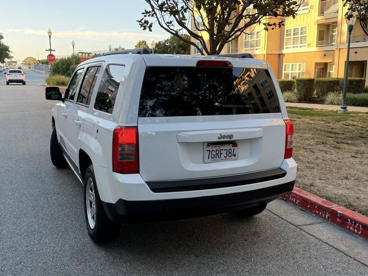 Used 2014 Jeep Patriot Sport w/ Power Value Group FWD image 5